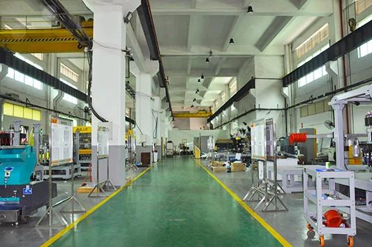 Rotational Closure Moulding Process